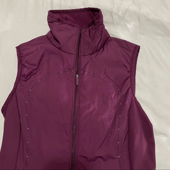 Lululemon Run for Cold Vest - Picture 2 of 6